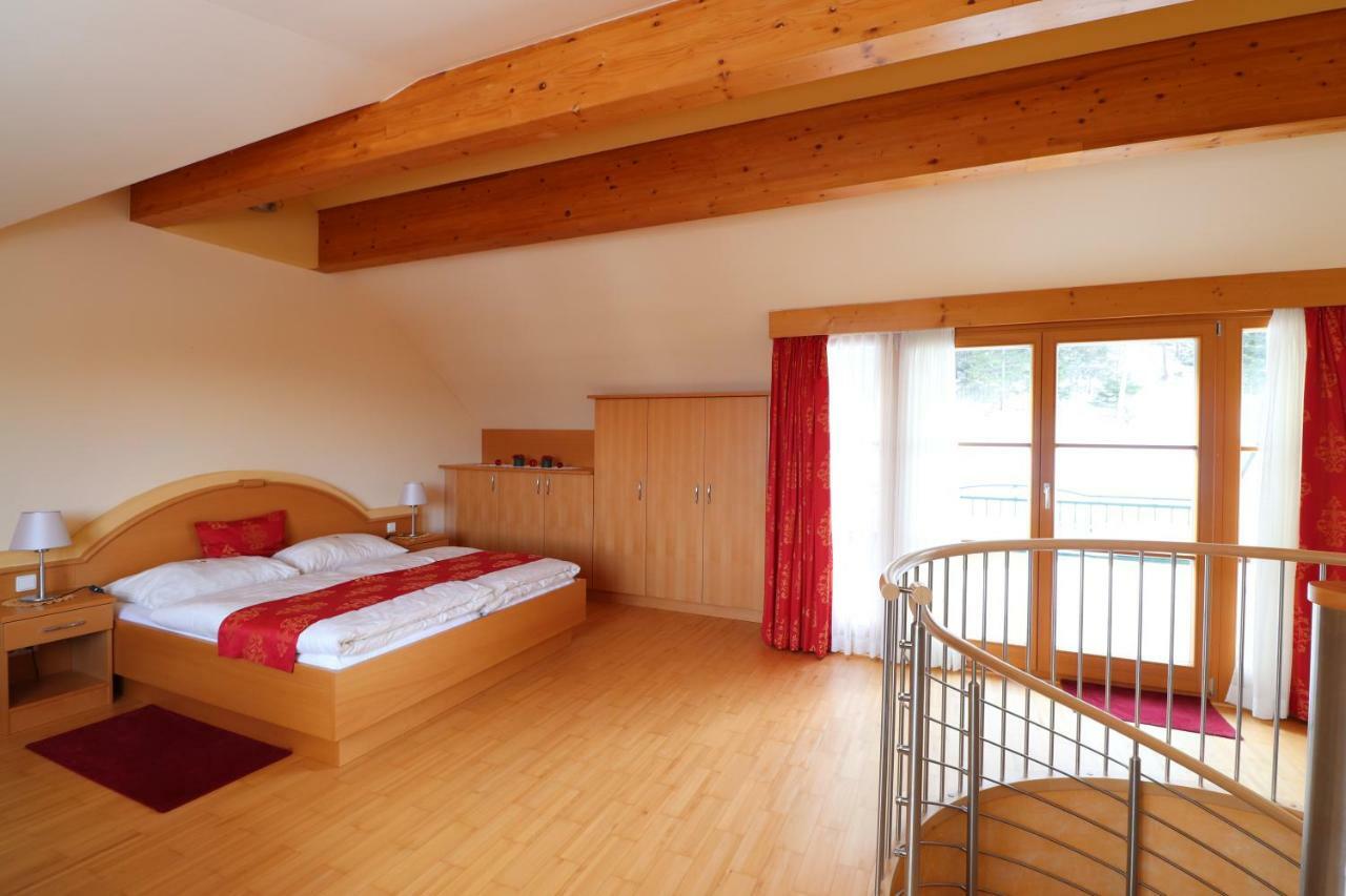 Hotel Kirchenwirt In Maria Schutz Schottwien Esterno foto